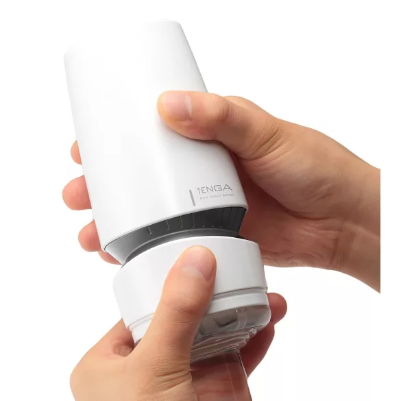 TENGA Aero - masturbator met sterke zuigkracht - wit/zilver