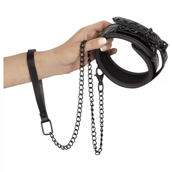 Bad Kitty - halsband met edelsteenmotief en lijn - zwart