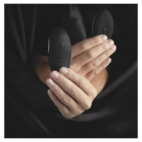 Sway No.3 - oplaadbaar, draadloos, vibrerend, zwart slipje (S-L)