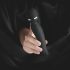 Sway No.4 Wand - Oplaadbare zwarte massagetrillende staf