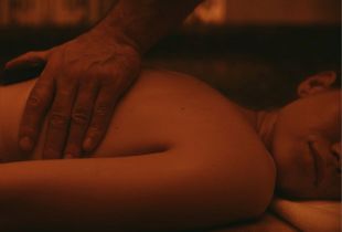 Erotische massage: zo geef je je partner een sensuele massage