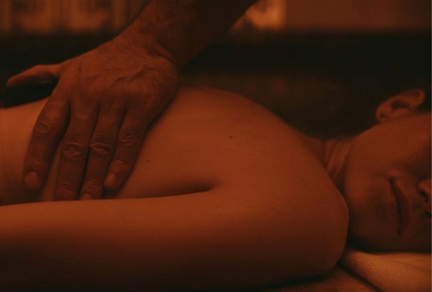 Erotische massage: zo geef je je partner een sensuele massage