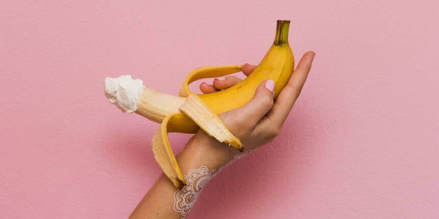 penisplezier met de hand, zinnelijke aanraking - lovesexshop.nl